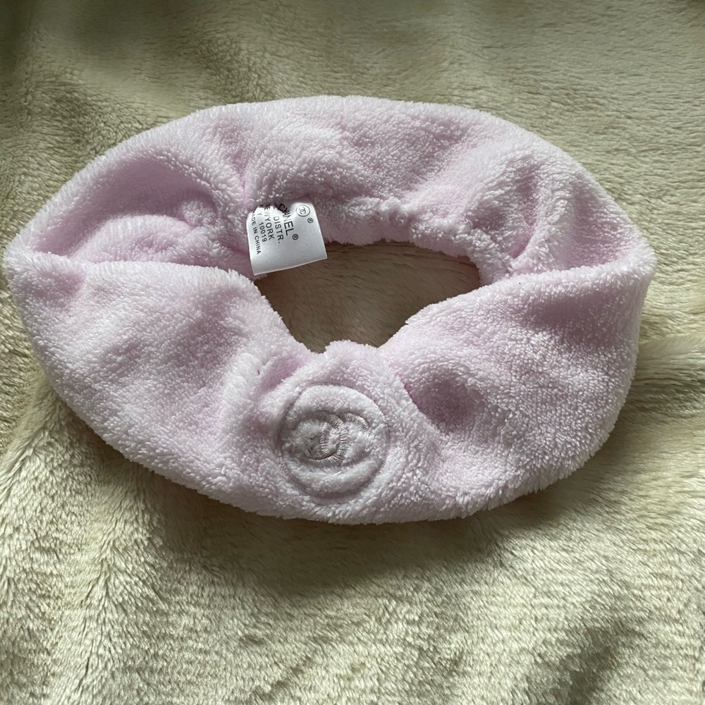 Chanel Essential Headband